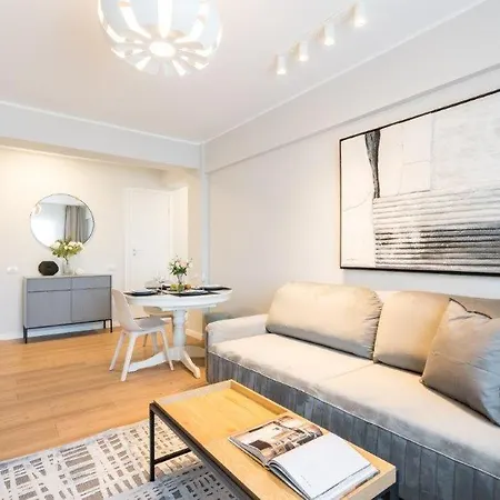 Downtown Modern - 2br * 부쿠레슈티
