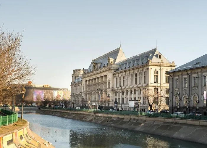 Downtown Modern - 2br * Bukarest