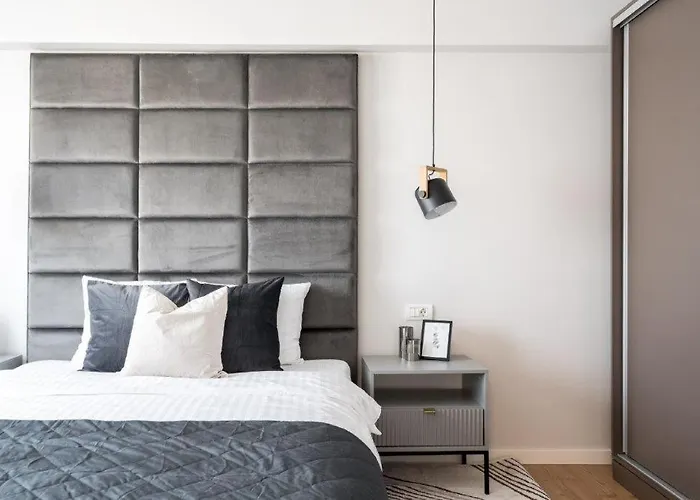 Downtown Modern - 2br Lejlighed Bukarest